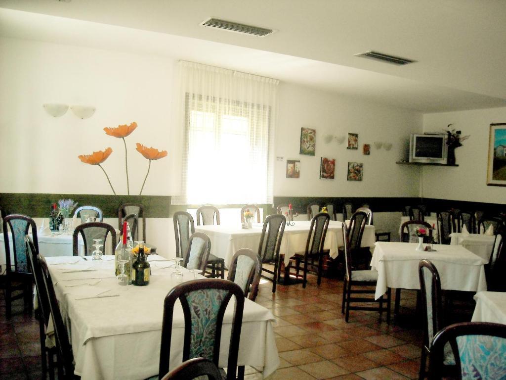 Hotel Faedo Pineta Екстериор снимка