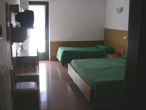 Hotel Faedo Pineta Екстериор снимка